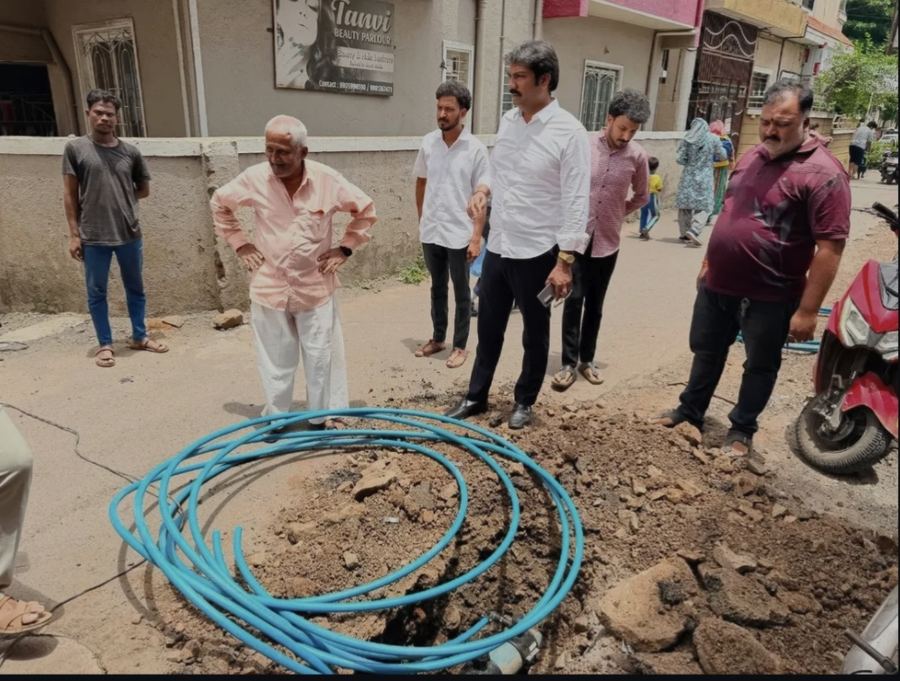 New water pipeline being laid on a lane in the ward